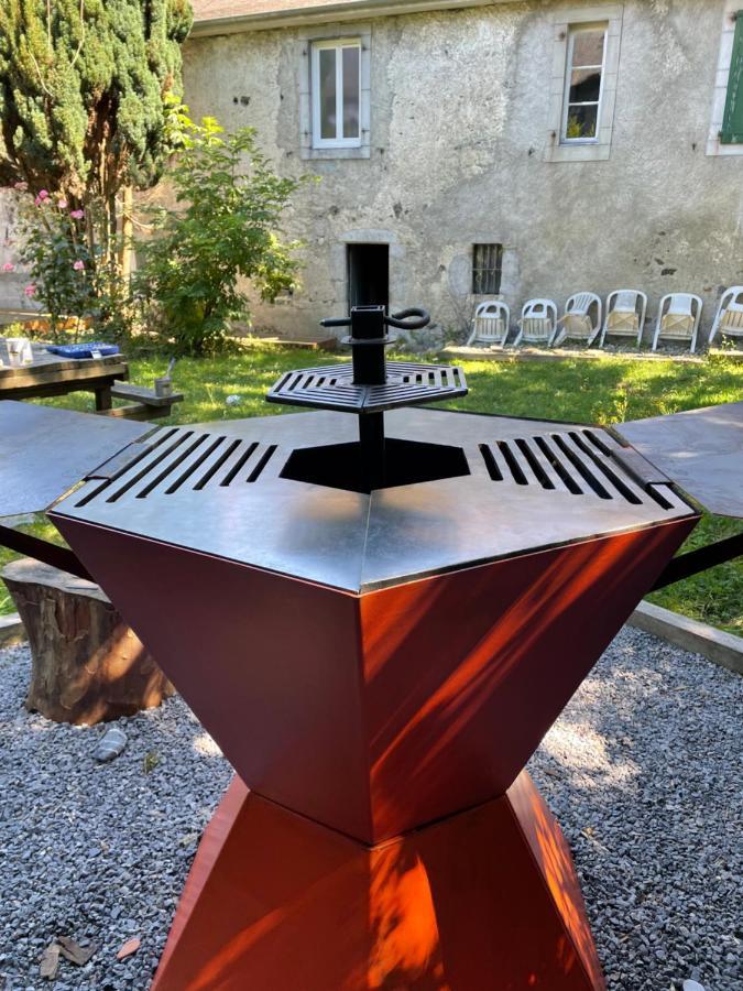 Le Monrepos Avec Jacuzzi Nordique Daire Bielle Dış mekan fotoğraf